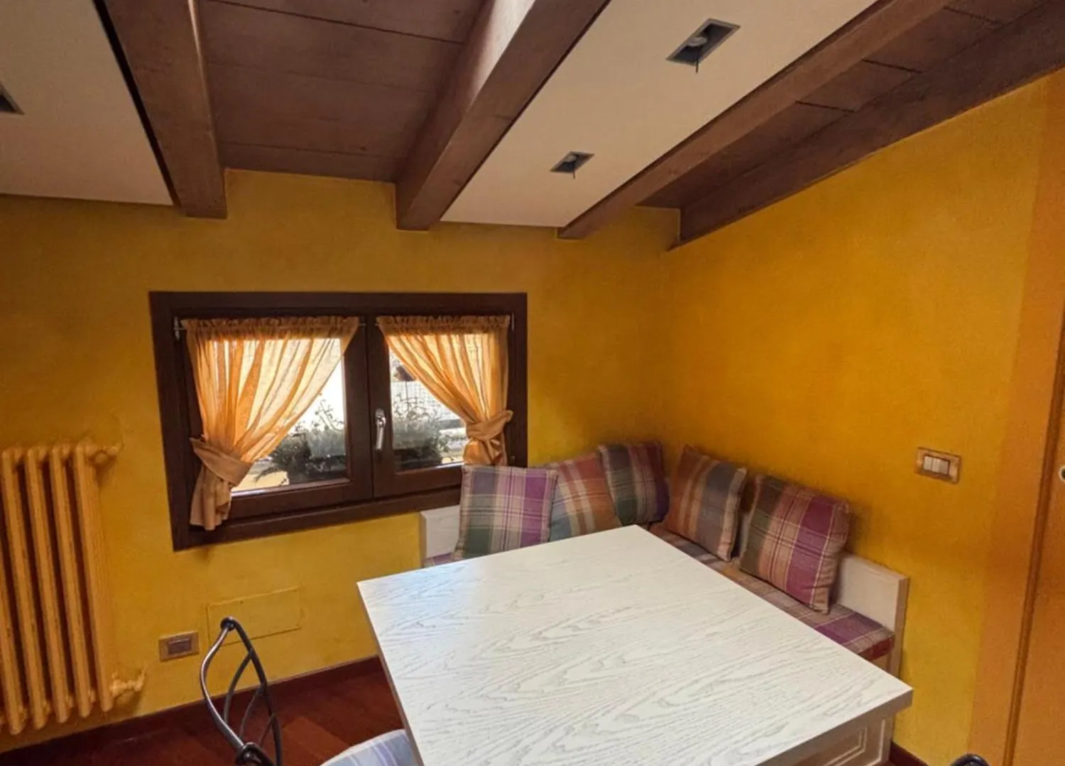 בית אירוח ברגמו Casa Vacanze Colleoni